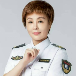 钟玉兰：从银行职员到中医导师，用艾灸传递健康使命